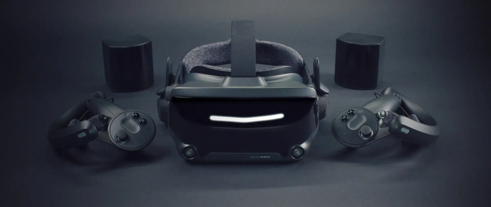 Tai nghe thực tế ảo Valve Index, một thiết bị VR cao cấp kết nối PC, được đánh giá cao cho Half-Life: Alyx