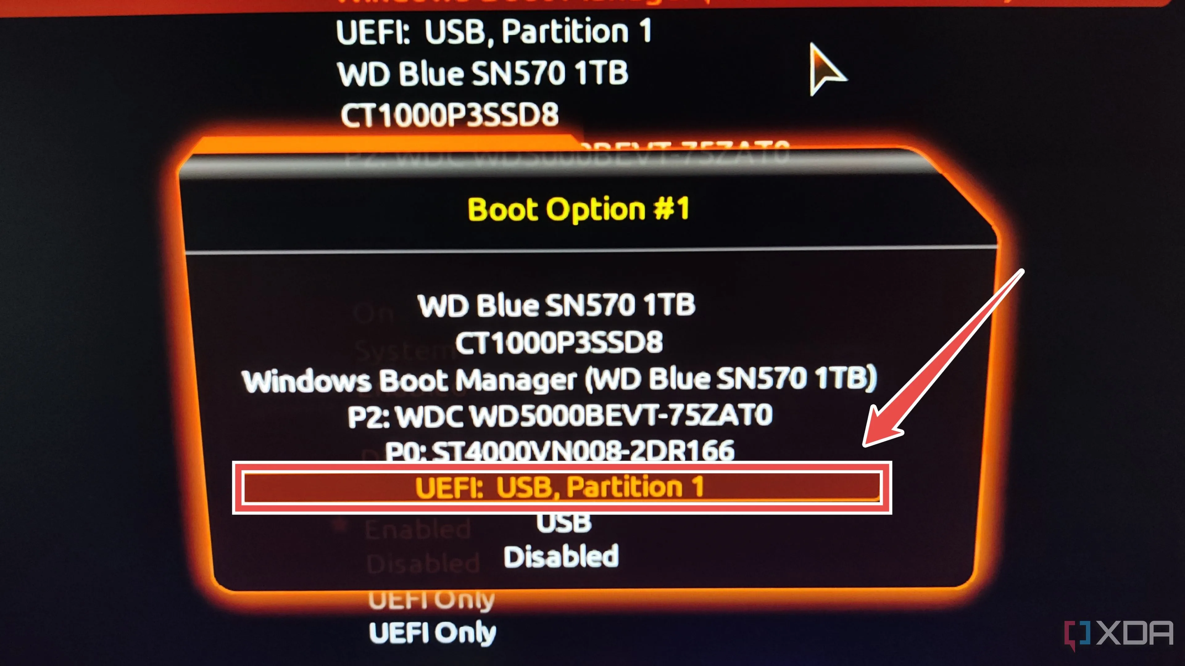 Thiết lập ổ USB làm tùy chọn khởi động ưu tiên trong BIOS