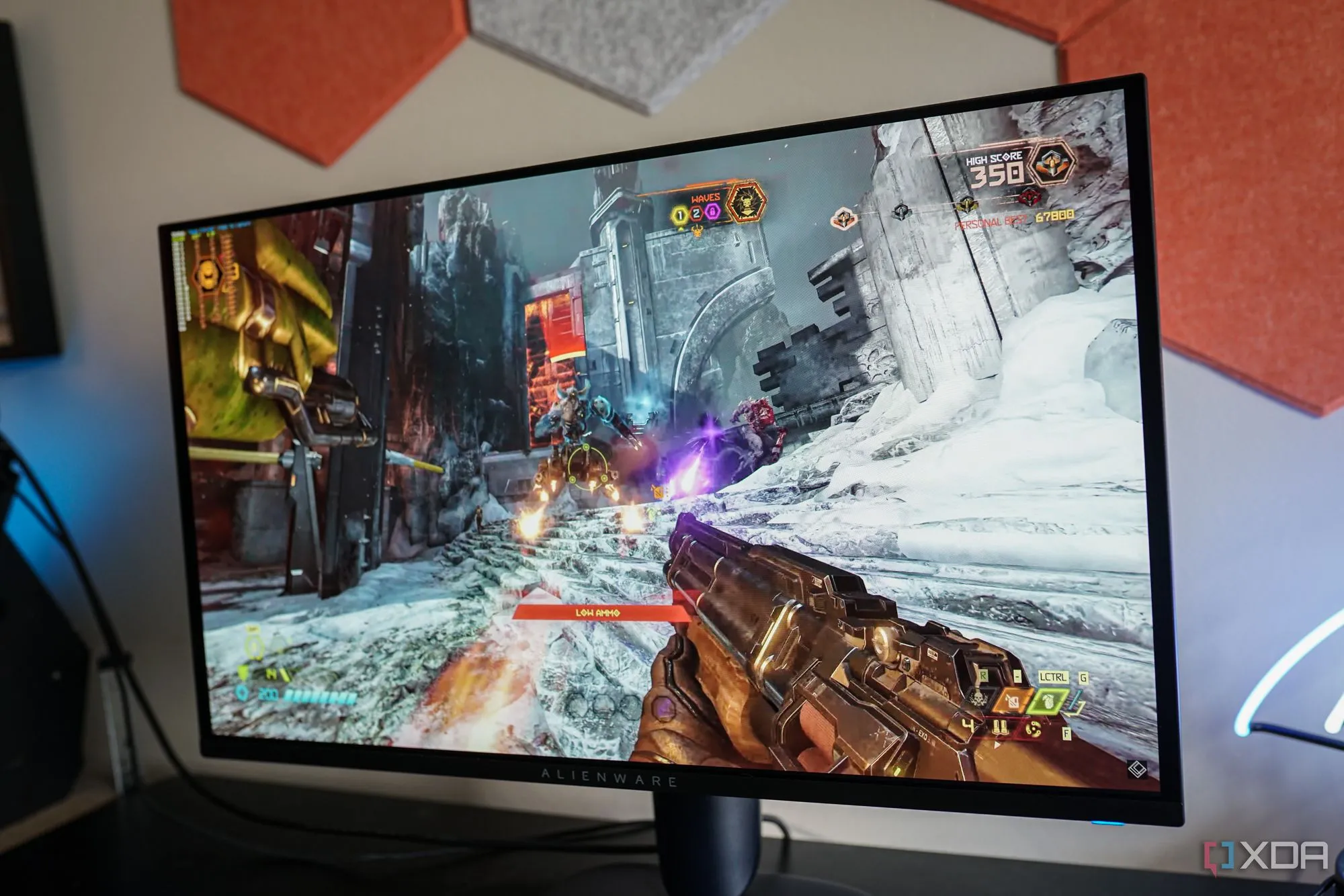 Trò chơi Doom Eternal đang hiển thị trên màn hình Alienware AW2725Q